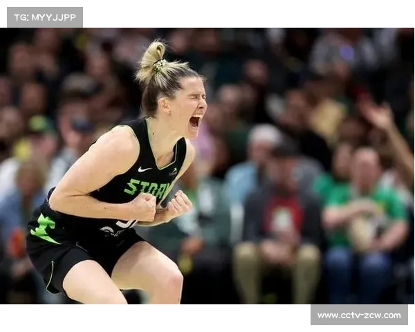 威尔逊打出WNBA史上首个30分20篮板大号两双